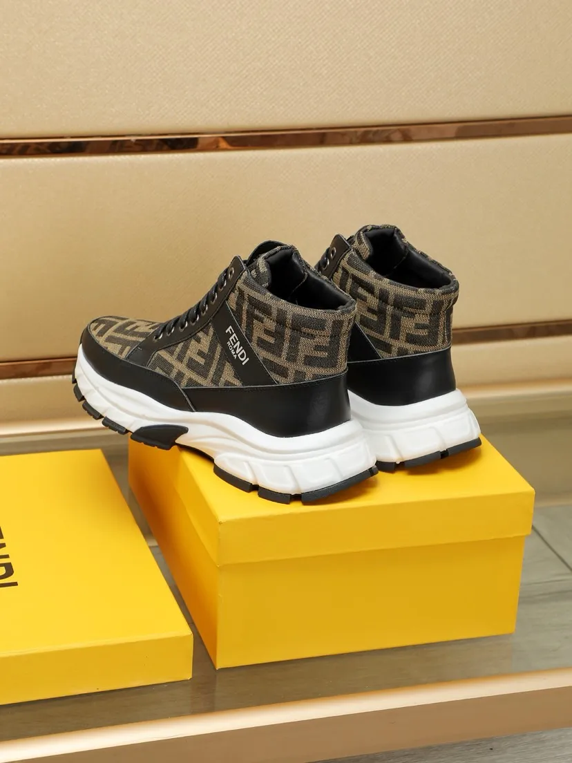 Factory price 460 men's shoes 💰🔥[FENDI] Fendi Little Monster Men's casual shoes, the latest elements are popular all over the world, the official website is hot selling, the latest casual shoes, original version, the fabric is made of original fabric ➕ first-layer sheepskin lining, original non-slip outsole, comfort speaks for itself, color: two colors available. Code number: 38-44 (45 customized)